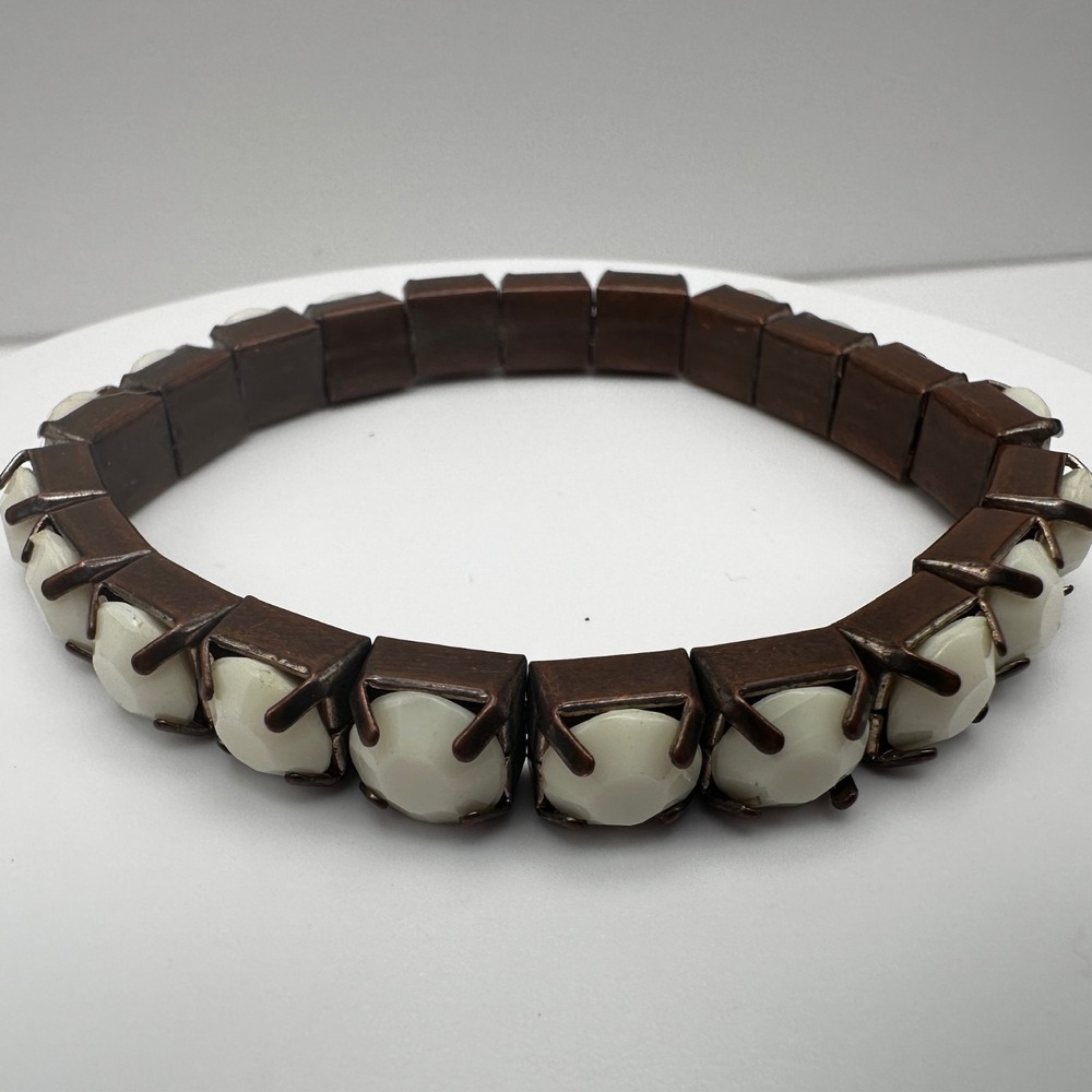 Vintage 80s White Opaque Crystal Bracelet Bronze Tone Women's Jewelry - Picture 7 of 10